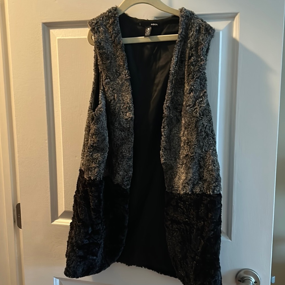 Aqua faux fur vest